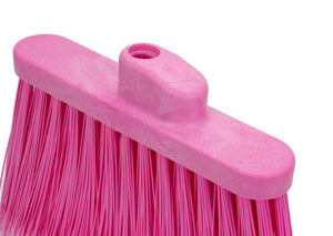 Escoba Angular OmniFit con Cerdas Banderadas Rosa