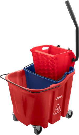Cubeta OmniFit 35 qt para trapeador con exprimidor lateral e inserto para agua sucia roja