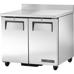 Mesa de trabajo refrigerada bajo mostrador de 36-3/8", 2 puertas, 4 repisas