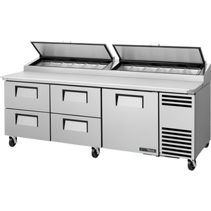 Mesa refrigerada para preparación de pizza de 93-1/2", tapa angular, 1 puerta, 4 cajones, 2 repisas, versión 2
