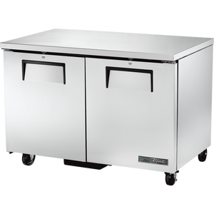Congelador bajo mostrador de 48-3/8", 2 puertas, puertas sólidas, batientes, 4 repisas